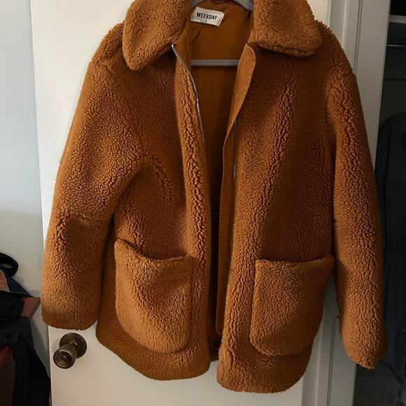 Brown teddy - Picture 1 of 1